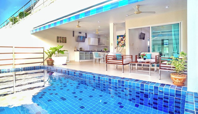 Cozy duplex with private pool, short walk to beach in Chang Wat Surat Thani