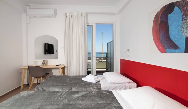 Delfini Hotel
