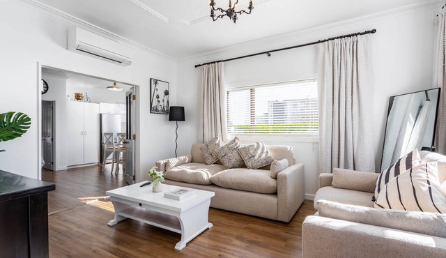 Deluxe Three Bedroom Villa in Upper Hutt