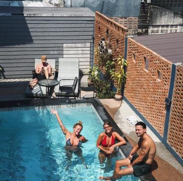 Deva hostel & Relax Pool in Chiang Mai