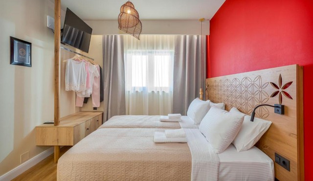 Driades Luxury Apartments by Estia