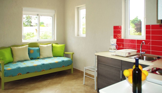 Elea apartments