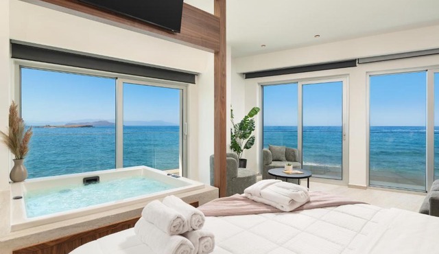 Elia Sea Suites
