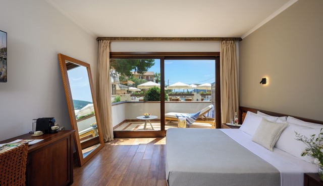 Elisso Hotel