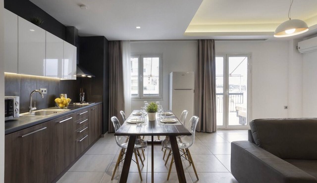 Evripidou 4·Renovated 3BDR Apartment in the heart