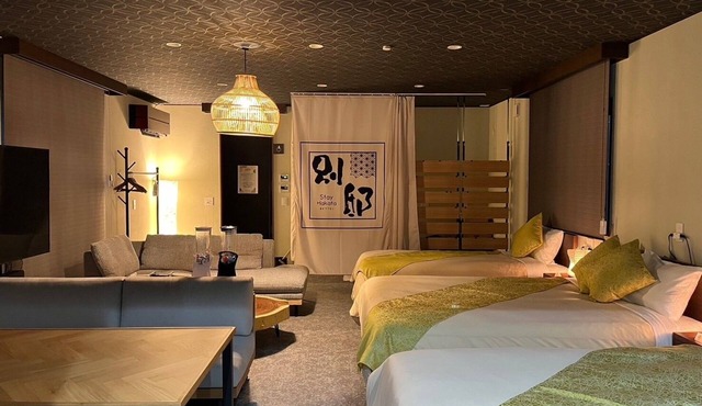 Full kitchen with private sauna & open-air bath. A space that makes you forget about time! in 福岡市