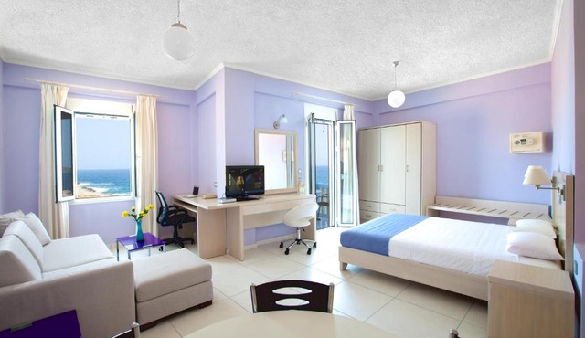Giorgi's Blue Apartments