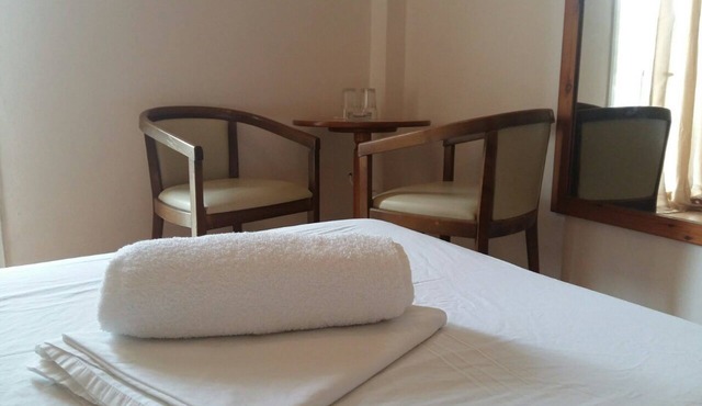 Glaros Hotel