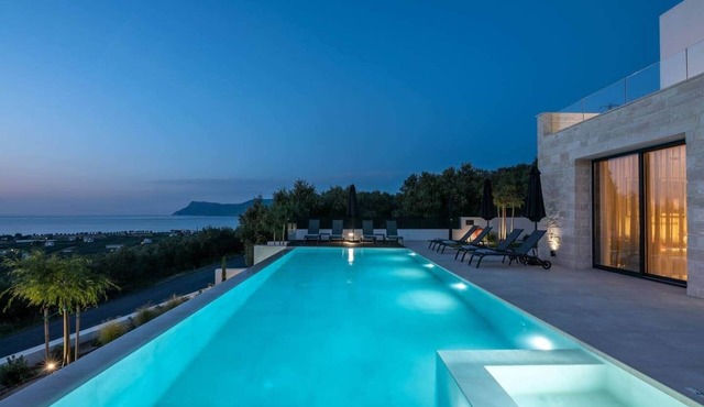 Villa Phos, Sea view, Luxury, private pool, BBQ