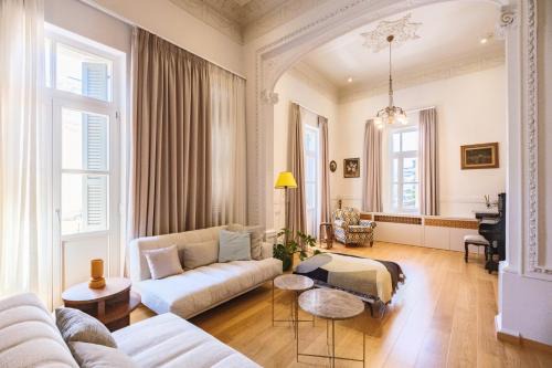 Grand 1930s Mansion in Chania Old Town with Garden