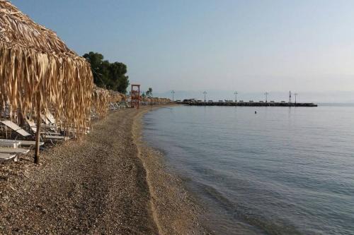 Irida seafront apartment