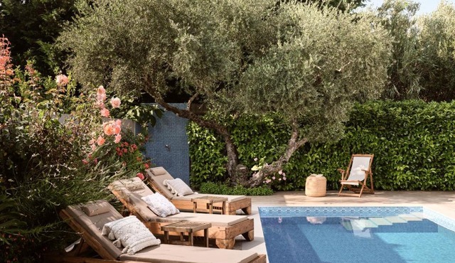 Jasmine Suites with Private Pool, by ZanteWize