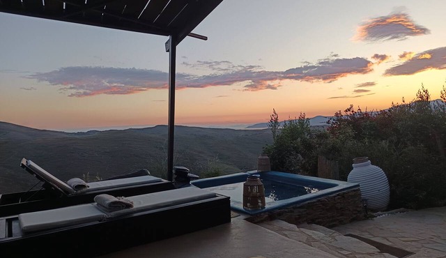 Kalliberry Cycladic hidden gem with outdoor bathtub & amazing sunsets in Andros