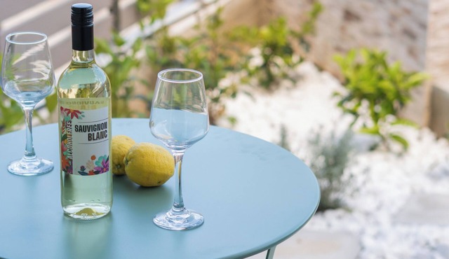 Lemon Tree - Private Garden & View
