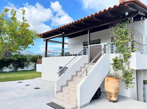 Loutraki Green House