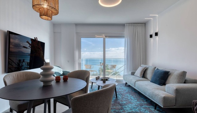 Luxuriöses Apartment mit zwei Schlafzimmern und Meerblick by Interhome