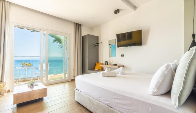 Luxury SeaSide Suites