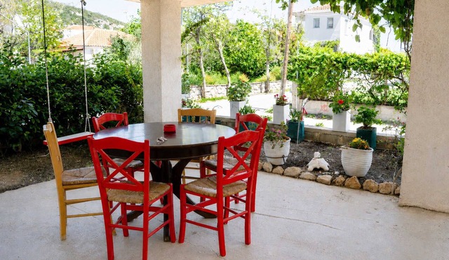 Marilia GuestHouse-Seaside Garden View Stay Evia
