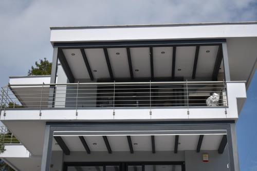 Mathesi Beachfront Apartment in Elia