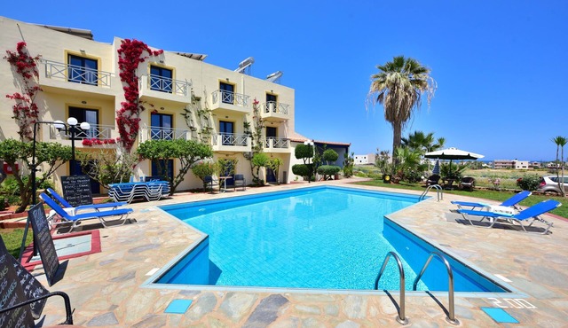 Milos apartments for 3 guests