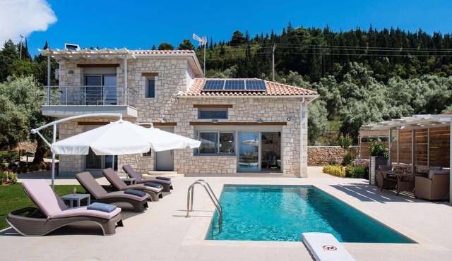 Mirto - Three Bedroom Villa, Sleeps 6