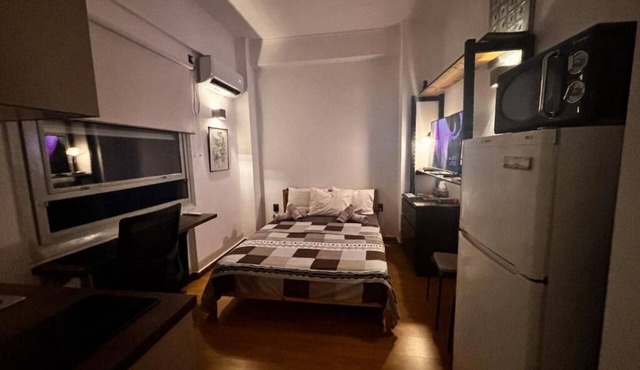 Modern One-Bedroom Apartment in Kypseli - 1000 Mbps Fiber Wi-Fi