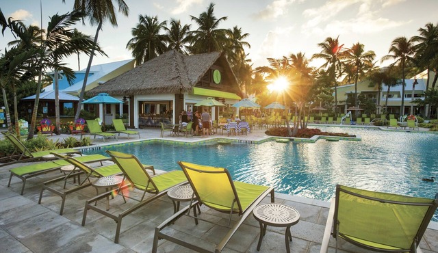 Modern Studio Suite @Wyndham Margaritaville Resort. Near Coki Beach + Red Hook in St Thomas