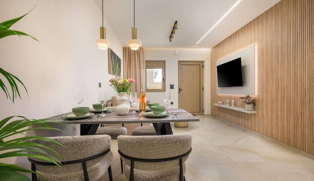 MS Beach Luxury Homes - Manolis