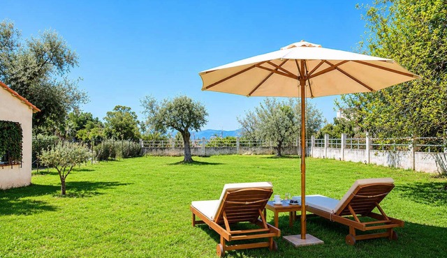Nafsika Family House - Sea View Getaway in Corfu
