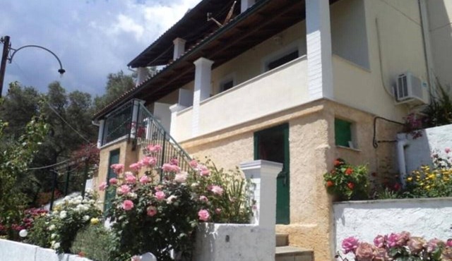 Nikolas studios, Beach Front, Agni Bay 1