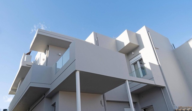 Nisimos Modern Apartment