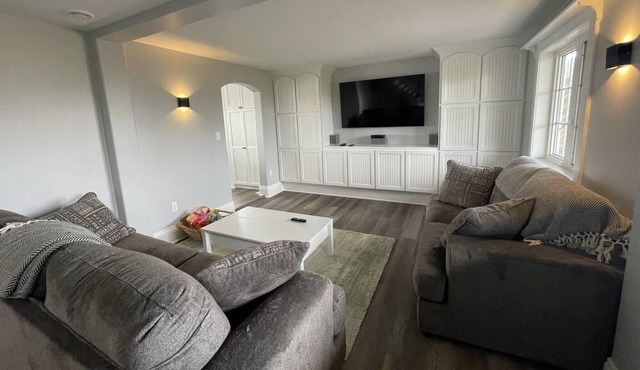 North Rustico beach house with million dollar ocean views- 2 min walk to beach! in North Rustico