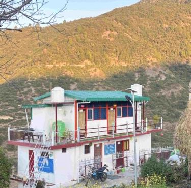 Odyssey Stays Khirsu in Pauri