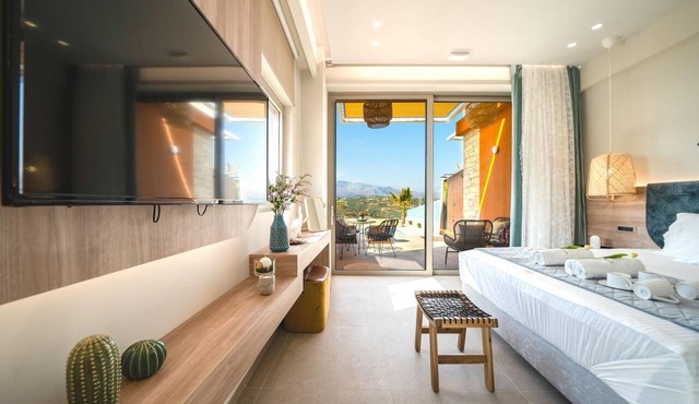 Oleas Suite Sun Private Pool