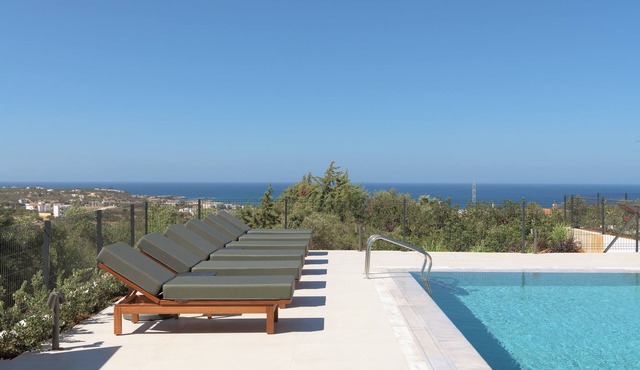 Olvios Villa II, with 35m² Pool & SeaViews