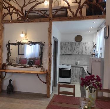 Orange Garden Loft