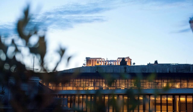 Panoramic Acropolis View Deluxe Penthouse, next to metro