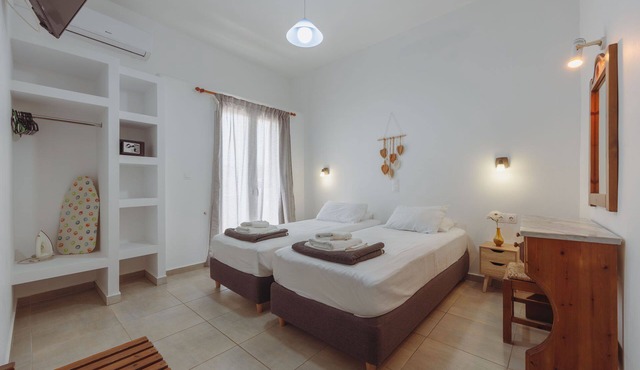 Pavlos Place