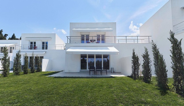 Private Garden Villa Halkidiki | Modern Luxury Stay Near Beach, Sleeps 8
