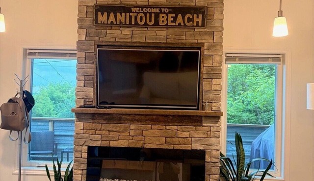 Quiet cabin in Manitou Beach