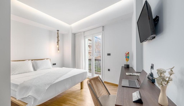 Rizes Suites Metro Dafni