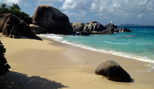 Rockmere Villa - PANORAMIC OCEAN VIEWS, BEACH .2 MILES, MULTI-UNIT ESTATE in The Baths