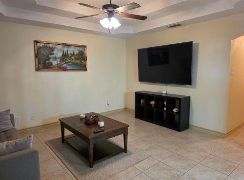 San Jose Home in Laredo