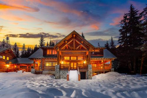 Seattle Mountain Home in Snoqualmie Pass
