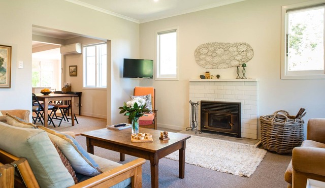 Self Contained roomy Wai iti Cottage.Havelock Nth in Havelock North