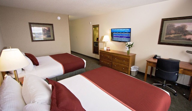 Service Plus Inns & Suites Drayton Valley in Drayton Valley