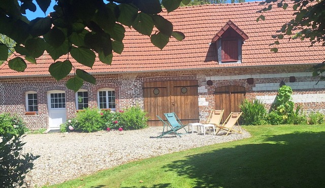 Small detached house in quiet village 3 kms from the beach in Derchigny