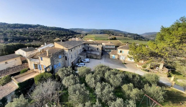 Small, quiet house in the heart of a winegrowing estate. in Cornillon