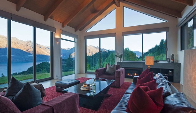 Southerly |Private Hot Tub |Gas Fire|BBQ in Queenstown
