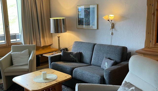 Spacious studio for 1-3 people. with balcony, swimming pool and sauna, Davos-Dorf in Davos Dorf